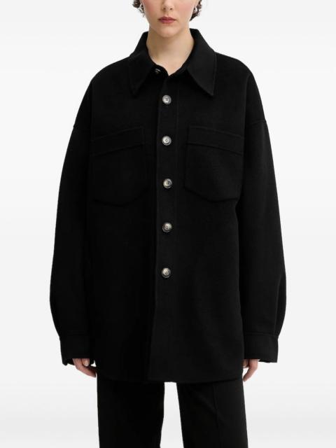 button-fastening shirt jacket